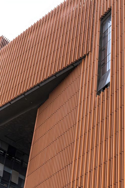 Aluminum Baffle Wall