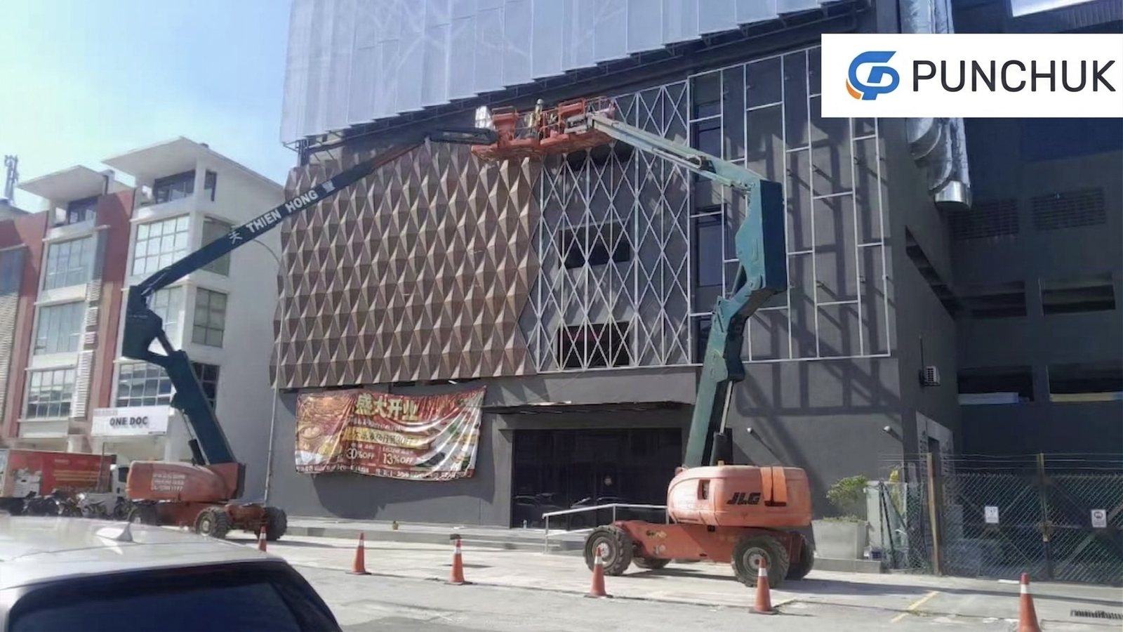 Installation of geometric solid aluminum panels on Malaysia hotel facade supplied by Punchuk